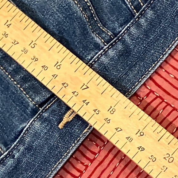 Large 10-12 years Blue Jean Jacket with butterfly motif on buttons - Picture 8 of 15